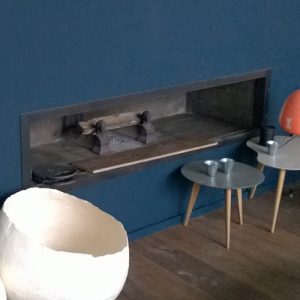 Cheminée de salon à foyer ouvert à Toulouse réalisée par Cheminées iiio